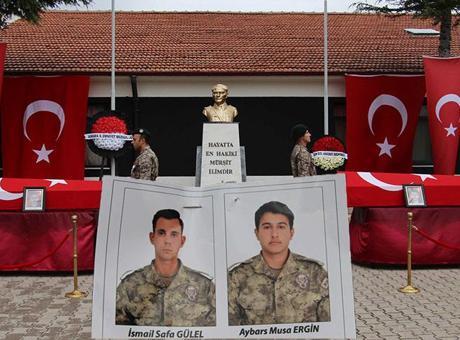 686106b5bf2042513df9b2f5 Çankırı'daki kazada hayatını kaybeden 2 polis memuru, memleketlerine uğurlandı