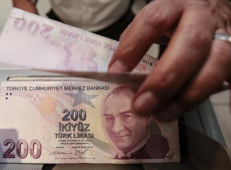 6866062cc4317961fa3ff6a8 Yeni maaşlar bugün belli oluyor! Memur ve emekliye zam için 2 farklı tahmin