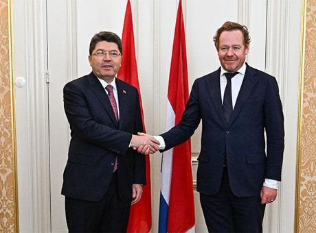 6866c2d6280d2d4b642c0eaa Adalet Bakanı Tunç Hollanda'da mevkidaşıyla görüştü