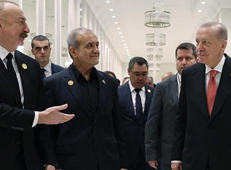 6868ed0ed13a6e6d2d9688cc Azerbaycan'dan gelen görüntüler sosyal medyada gündem oldu: 'Bura öz ata vatanındır'