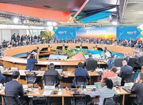 686c4647280d2d4b642c1d6f BRICS zirvesi sona erdi