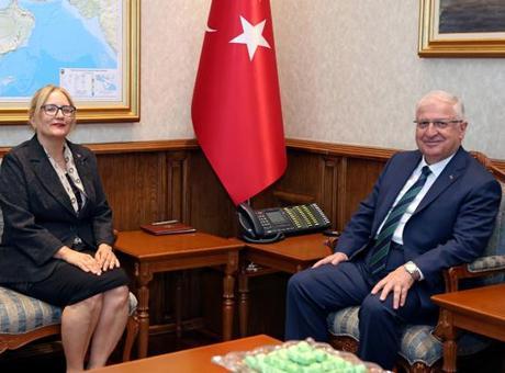 68712bc3407805e46c039ed5 Bakan Güler, Lahey Büyükelçisi Yazgan'ı kabul etti
