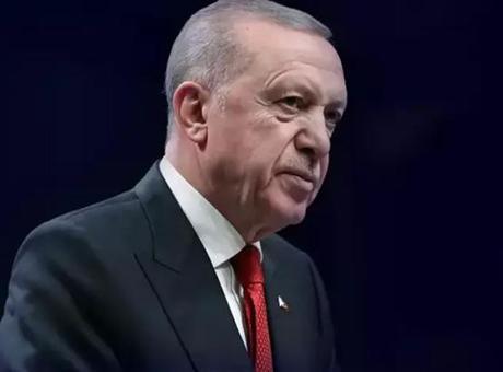 68719081407805e46c03a039 Tarihi konuşmada üç kritik mesaj