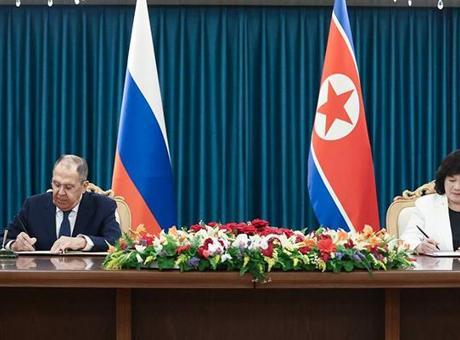 687262fabf2042513df9e4a7 Rusya Dışişleri Bakanı Lavrov'dan Kuzey Kore'ye kritik ziyaret!
