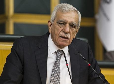 687282c5407805e46c03a1df DEM Parti'li Ahmet Türk'ten Erdoğan'a teşekkür telefonu