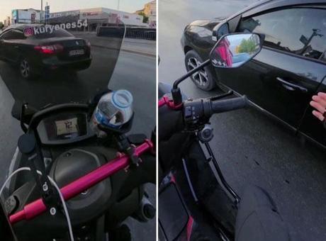 6873ab36280d2d4b642c4055 Kuryeden insanlık dersi! Trafiğin ortasında fenalaşan sürücü için bir an bile tereddüt etmedi