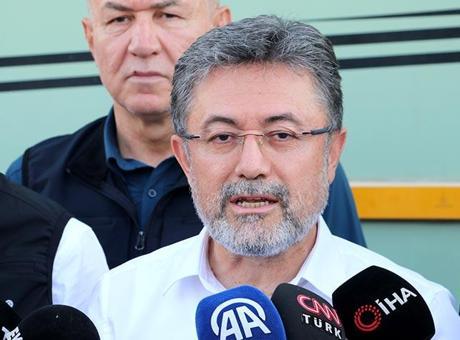 6877e55fbf2042513df9fc1d Bakan Yumaklı Tekirdağ'da açıklama yaptı: Yerleşim yerlerinde yangının enerjisi düştü