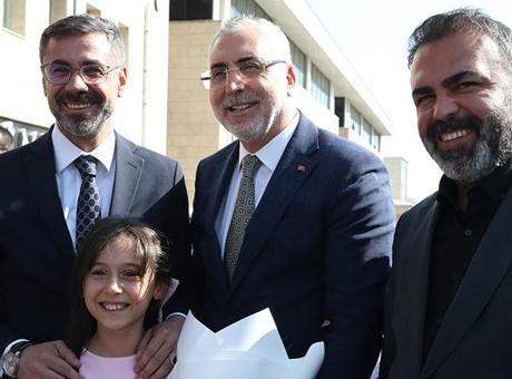 687bb6c5d13a6e6d2d96cbd2 Bakan Işıkhan, Bitlis'te ziyaretlerde bulundu