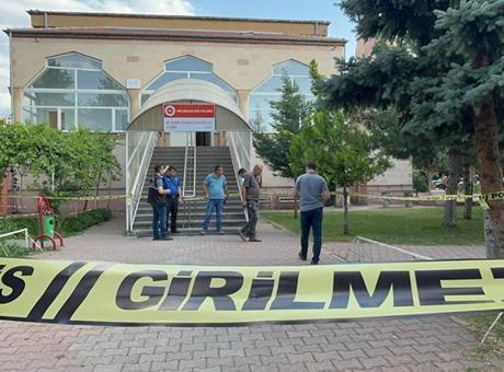 687bca71280d2d4b642c5de6 Kayseri'de korkunç olay! Camide namaz kılarken bıçakla öldürüldü