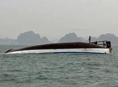 687bce22d13a6e6d2d96cc78 Vietnam'da tekne faciası! Çoğu turist 18 kişi öldü