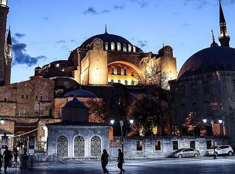 6880a001bf2042513dfa1c24 ABD BASININDAN KORKUTAN İSTANBUL DEPREMİ SENARYOSU: ZAMAN DARALIYOR, AYASOFYA YIKILABİLİR