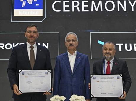 688236d1d03827c503d20216 Roketsan ile Türksat arasında işbirliği protokolü imzalandı