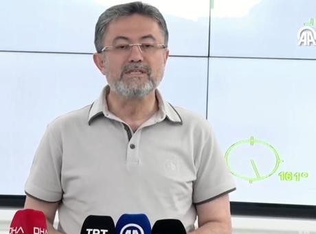 6885184500194e78d1bb0c3f Bakan Yumaklı orman yangınlarında son durumu açıkladı