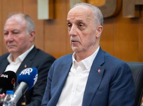 688797a900194e78d1bb13d4 TÜRK-İŞ'ten kamu toplu iş sözleşmeleri açıklaması: Grevi amaç görmedik, araç gördük