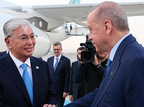 6887ae5e736e83cca7f0a42c Kazakistan Cumhurbaşkanı Tokayev Ankara'da! Cumhurbaşkanı Erdoğan karşıladı