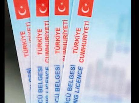 68893114736e83cca7f0a9c1 2.4 milyon kişi başvurmadı! Yeni ehliyet için yarın son gün