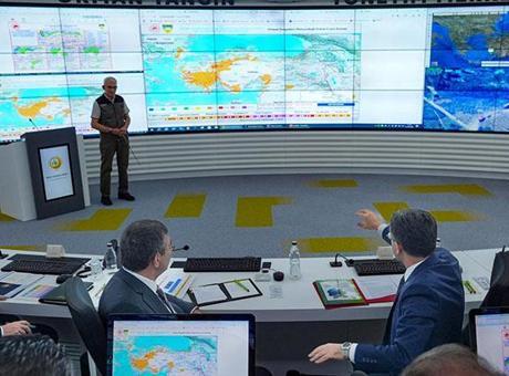 688b5dafa24008c540a8955d Orman yangınlarıyla mücadele stratejisi masada! Bakan Yumaklı: Yeşil vatan için gece gündüz teyakkuzdayız