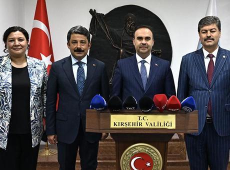 Bakan Kacır: Üretimde olan tesis sayısını 11 binden 60 binlere yükselttik Bakan Kacır: Üretimde olan tesis sayısını 11 binden 60 binlere yükselttik