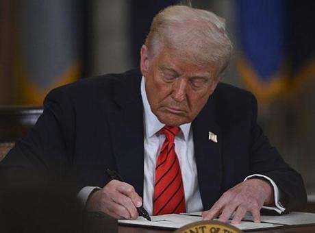 688bbeb33f27d3361d15455d Trump tarifeleri başlıyor! Beyaz Saray'dan 17 ülkeye mektup