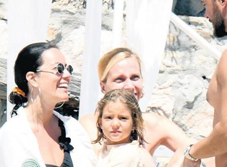 İkizlerle tatil