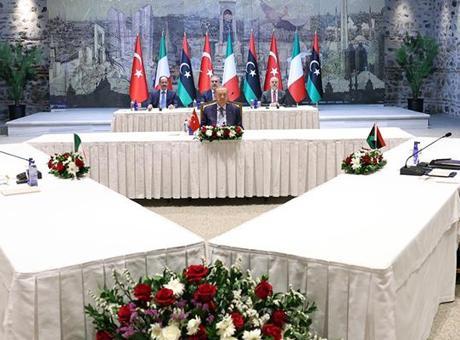 688dd4aa736e83cca7f0bb1e İSTANBUL'DAKİ ZİRVE ROMA'YI SEVİNDİRDİ, ATİNA'YI KIZDIRDI: 'EŞİ BENZERİ GÖRÜLMEMİŞ GÖRÜŞME'