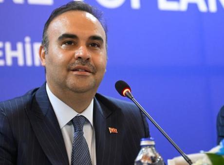 688e1e9e00194e78d1bb2870 Bakan Kacır, dış ticaret verilerini değerlendirdi: Kararlı yürüyüşümüz sürecek