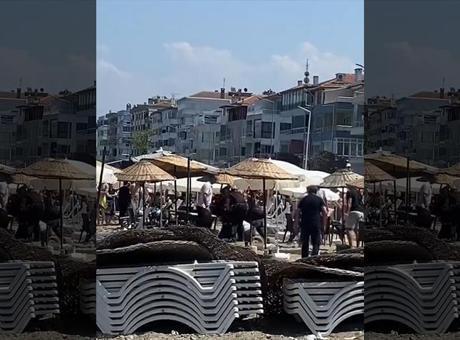 6890d6a7736e83cca7f0c2c0 Halk plajında şezlong parası istediler; zabıta müdahale edince arbede çıktı