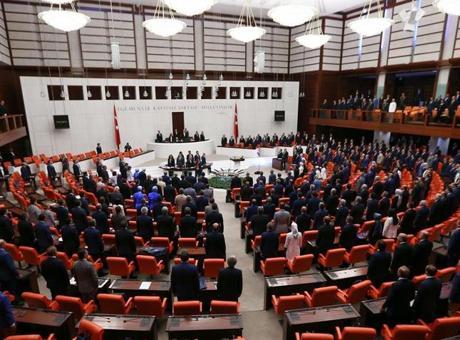 6890fac1736e83cca7f0c339 AK Parti'li komisyon üyeleri Meclis'te bir araya geldi