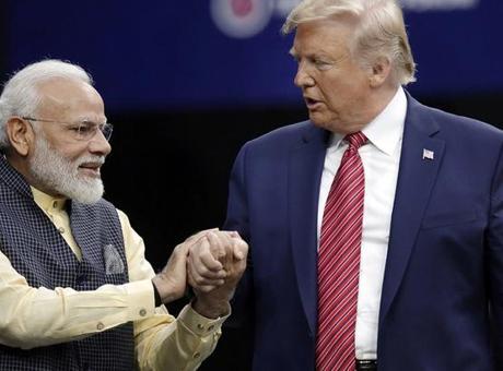 68919aa100194e78d1bb2f83 Hindistan'dan Trump'a Rus petrolü çıkışı: Vergiler haksız