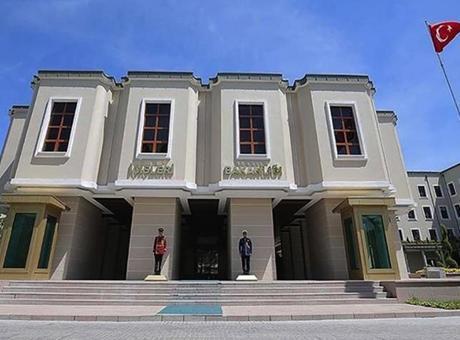 689b8b9fda6924d7100506a8 İçişleri Bakanlığı'ndan 2 gün sürecek 'kuvvetli rüzgar ve fırtına' uyarısı