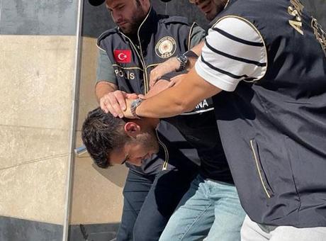 Aile içindeki 'silah' tartışması cinayetle bitti! 20 yaşındaki genç, annesini öldürdü