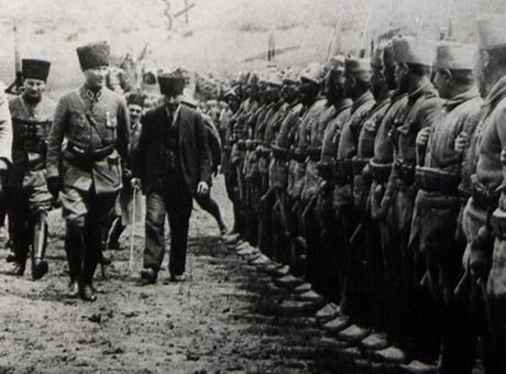 Siyasilerden 30 Ağustos mesajları: ‘Birleştiğimizde aşılamayacak hiçbir engel yok