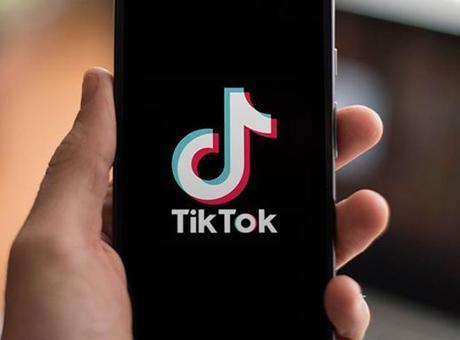 68c2b7e02232a99f288b88a9 Fransız siyasetçiden TikTok'a suç duyurusu: Korkunç bir algoritma makinesi!