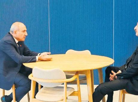 Aliyev ile Paşinyan görüştü
