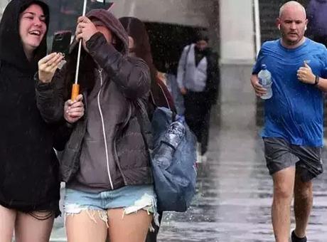 68e3e8699d6a4a42554a31ea Meteoroloji uyardı! Arka arkaya şimşekler patlayacak! İstanbul ve çevre illere sağanak geliyor