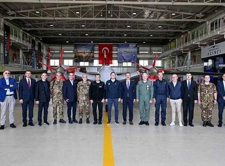 68e55956f673ab5ac366719b İtalya Savunma Bakanlığı Heyeti'nden Baykar teknolojisine ziyaret! Yerinde incelediler