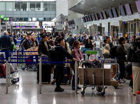 690ae1803b681ccda5137b88 Brüksel Havalimanı'nda İHA paniği! Uçuşlar durduruldu, soruşturma sürüyor