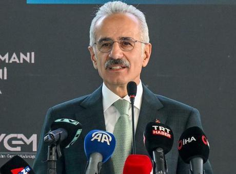 690f729af673ab5ac3670a25 Bakan Uraloğlu: Türkiye'nin artık lider denizci ülkeler arasında sancağı çok daha güçlü