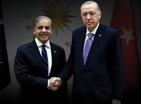 690f740e36206bb89d50a84f Cumhurbaşkanı Erdoğan, Bakü'de Pakistan Başbakanı Şerif'i kabul etti