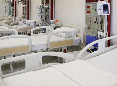 691217693b681ccda5138dc8 Ülke şokta! Aynı odada tedavi gördüğü hastanın solunum cihazını söktü