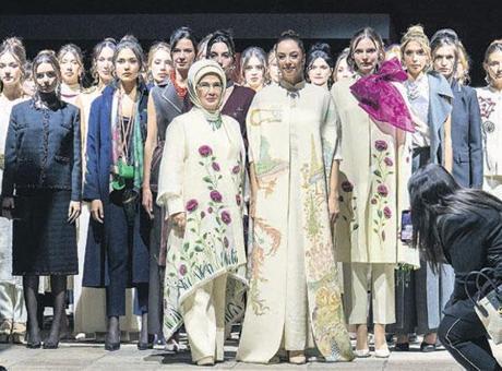 691e433e0a360c93d58fab02 Emine Erdoğan, ‘Sof’un Zamansız Yolculuğu Sergisi’ne katıldı