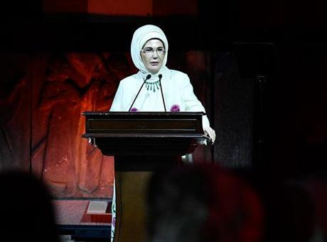 691ec3f07417390292e2e070 Emine Erdoğan'dan 'Anadoludakiler: Sof'un Zamansız Yolculuğu Sergisi' paylaşımı