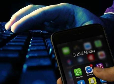 Sosyal medya için 33 milyon dolarlık cezayı göze aldılar! Takma sakal, yapma kirpik: 16 yaşından küçük çocukların ilginç taktikleri