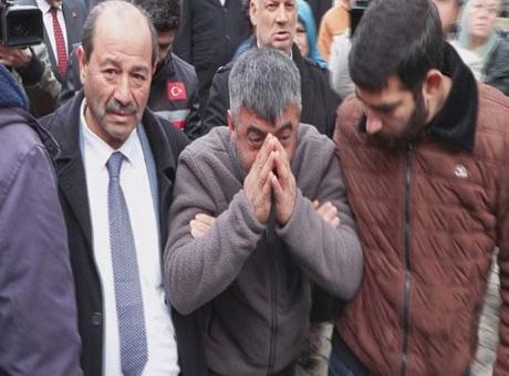 Yangında can veren 3 çocuk son yolculuğuna uğurlandı: Acılı baba gözyaşlarına boğuldu
