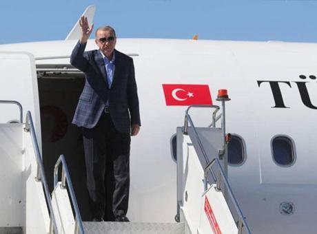 Cumhurbaşkanı Erdoğan, Türkmenistan'dan yurda döndü
