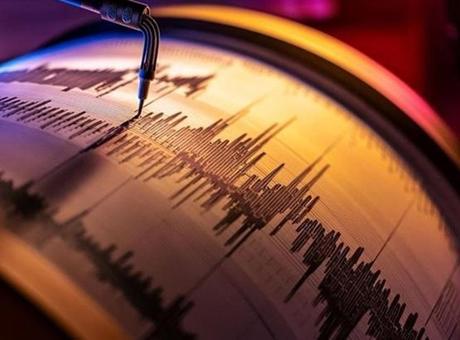 SON DAKİKA! Kıbrıs'ta 4.2 büyüklüğünde korkutan deprem