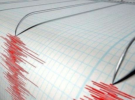 Hatay'da 4.2 büyüklüğünde deprem! Sarsıntı çevre illerden de hissedildi