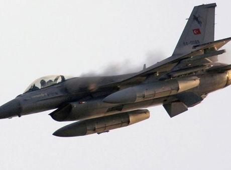 SON DAKİKA: Karadeniz'de kırmızı alarm! Türk F-16'ları İHA düşürdü