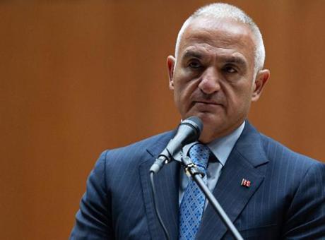 Bakan Ersoy: Mevlana’yı ve değerlerimizi çarpıtmaya kimsenin gücü yetmez