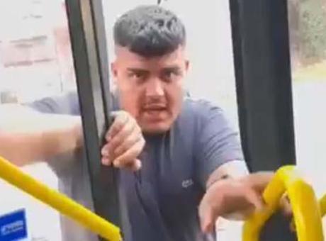 694fe2d7ee16fd6f938c4160 Başkentte şoföre şiddet kamerada! Saldırgan tutuklandı